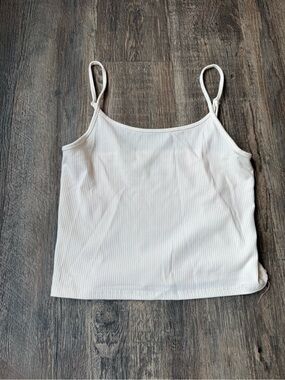 American Eagle Outfitters White Ribbed Crop top